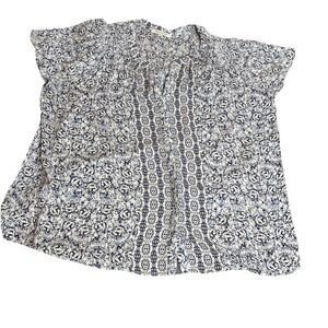 New Rose + Olive Plus 3x Blue White‎ Blouse V-Neck Flutter Sleeve Smocking